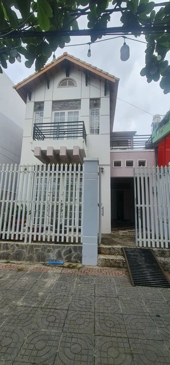 Bán nhà mặt tiền kinh doanh 173m2, 3 phòng, Bình Tân - Ảnh 1