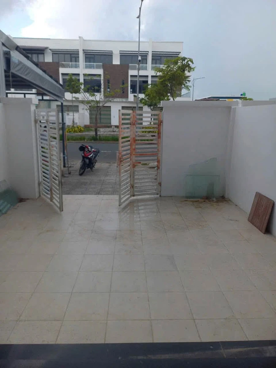 Cho thuê nhà 4 phòng ngủ KĐT Tây Bắc, Rạch Giá, 100m², 8tr/tháng - Ảnh thu nhỏ 2