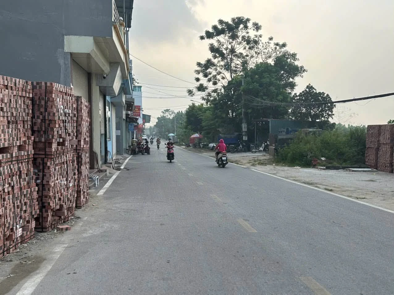 Bán lô đất 70m² 3 mặt tiền góc Quế Võ - Ảnh 1