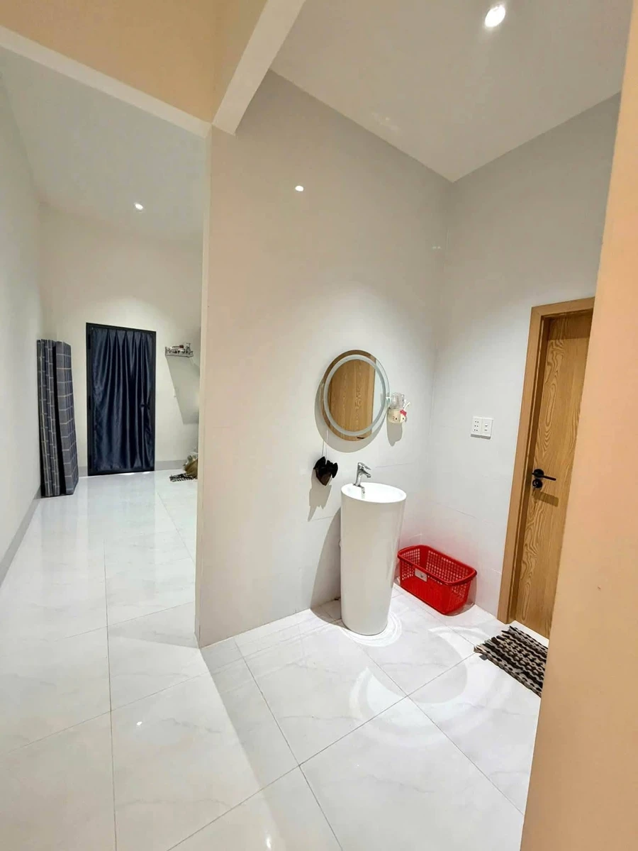 Bán nhà 2PN 110m² gần chợ Tân Trụ, Tây Ninh - Ảnh thu nhỏ 5