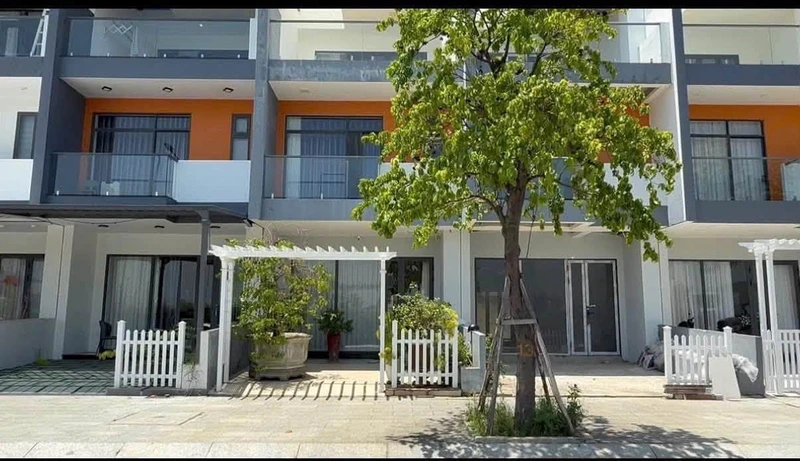Bán nhà 3 tầng KĐT Mỹ Gia Nha Trang 100m2, 7 tỷ 2