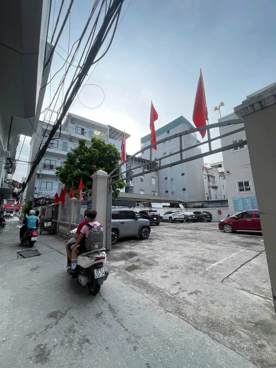 Bán nhà phố Hoàng Như Tiếp, Bồ Đề, 54m2 x 7 tầng, gara ô tô, giá hơn 20 tỷ - Ảnh thu nhỏ 3