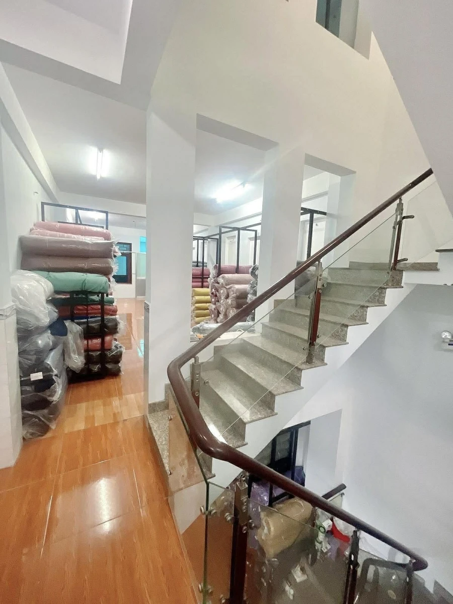 Bán nhà 96m2 Phường 11 Tân Bình, 13.5 tỷ - Ảnh thu nhỏ 4