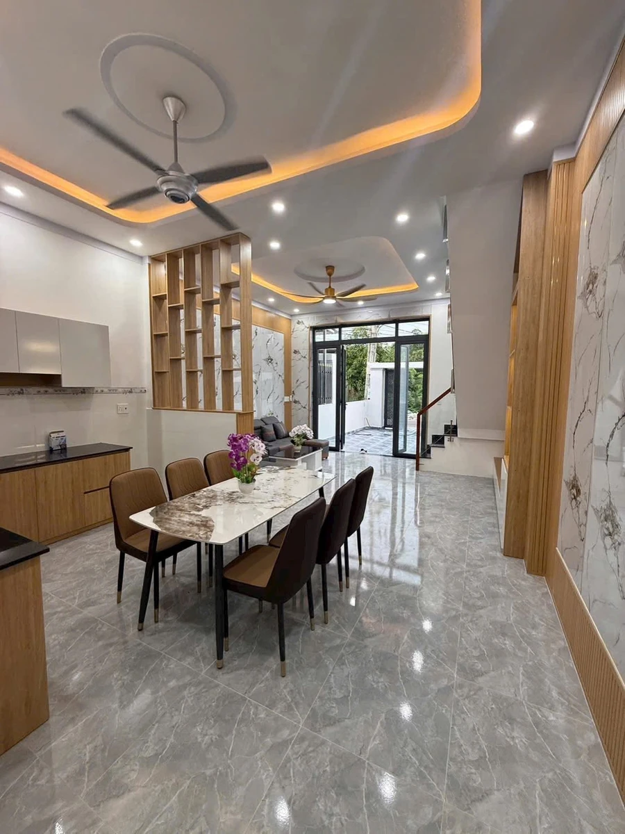 Bán nhà 1 trệt 1 lầu 105m² Tân Định Bình Tân - Ảnh thu nhỏ 2
