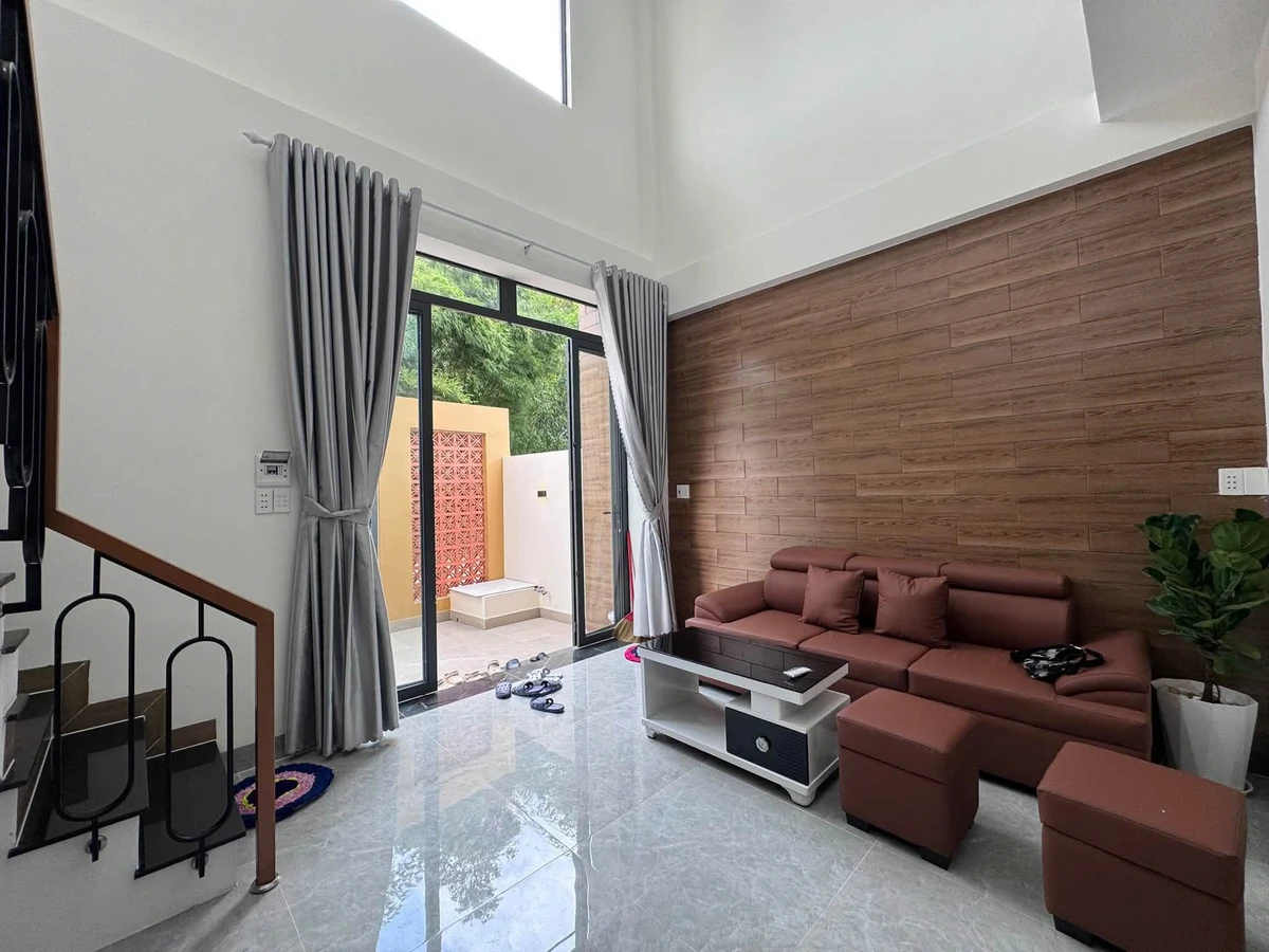 Bán nhà lầu xây mới full nội thất, hẻm Phạm Hùng, trung tâm Tây Ninh, 5x12m, 2PN - Ảnh thu nhỏ 5