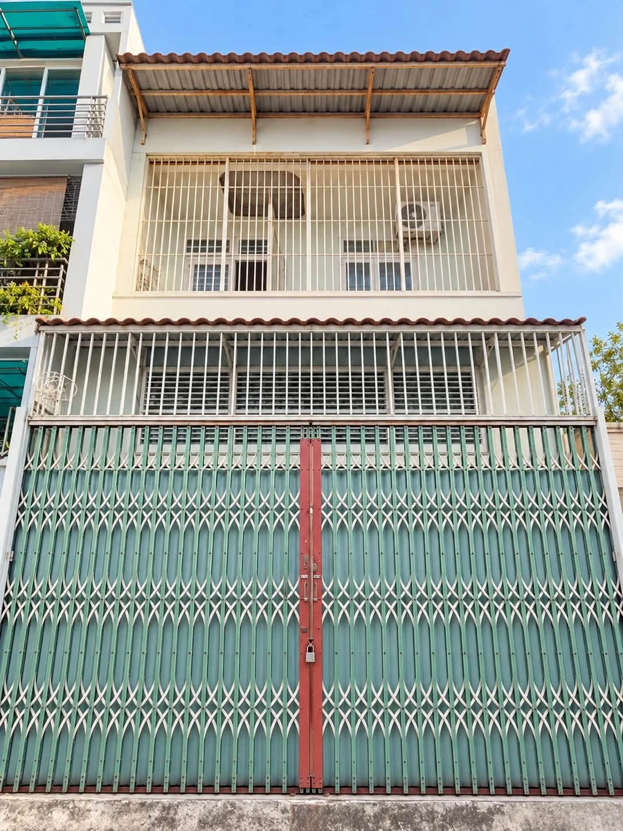 Bán nhà 2 tầng 54m2 ngang 5m, 2 phòng ngủ gần Hoàng Hoa Thám, Bình Thạnh giá 6,2 tỷ - Ảnh 1