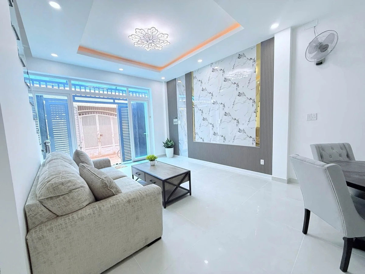 Bán nhà 3 tầng BTCT 45m2 đường Trường Chinh gần Co.opmart giá 4,65 tỷ - Ảnh thu nhỏ 5