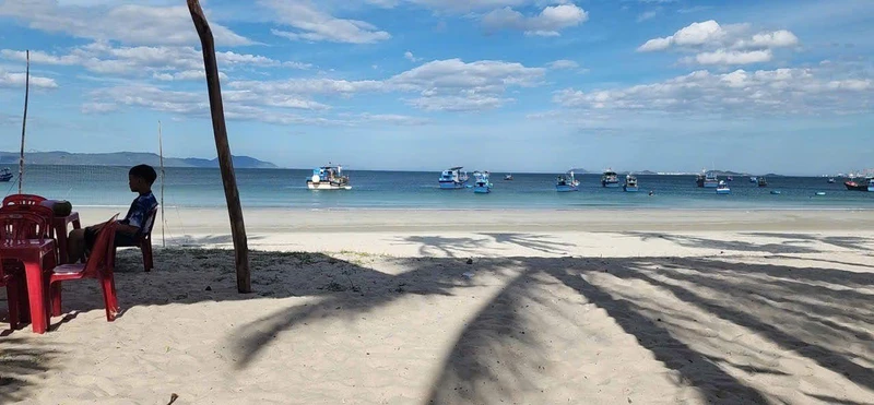 Bán nhà lầu 3 mặt tiền gần biển Ninh Hòa, 267m², 3 tỷ