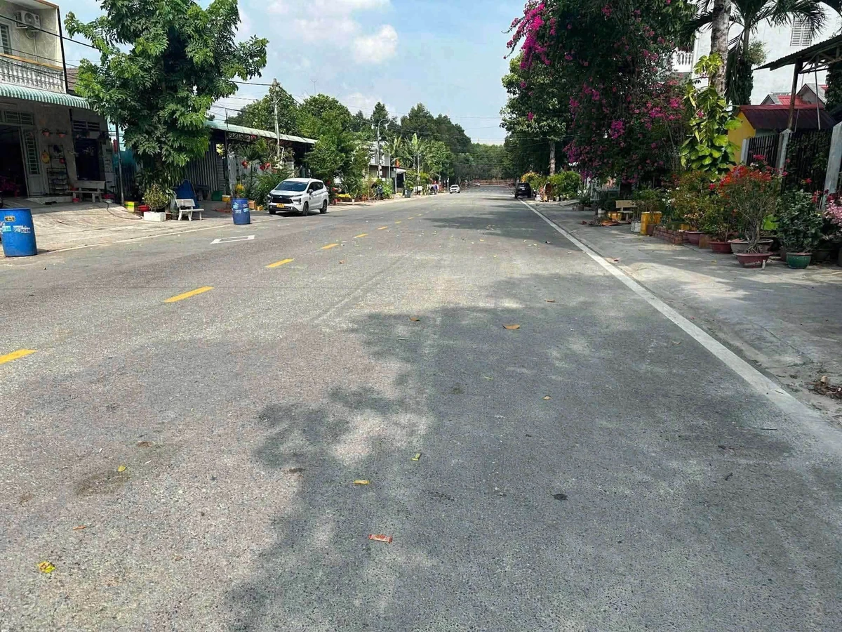 Bán nhà Bình Chánh 120m² 2,7 tỷ - Ảnh thu nhỏ 3