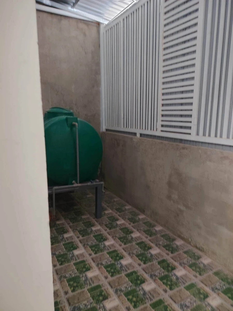 Cho thuê nhà 1 trệt 1 lầu 100m2 KĐT Tây Bắc A6, đường số 12, Rạch Giá giá 6 triệu/tháng - Ảnh thu nhỏ 3