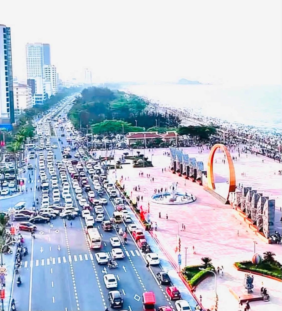Bán đất kinh doanh Cửa Lò 200m2, gần biển 8 tỷ - Ảnh thu nhỏ 3