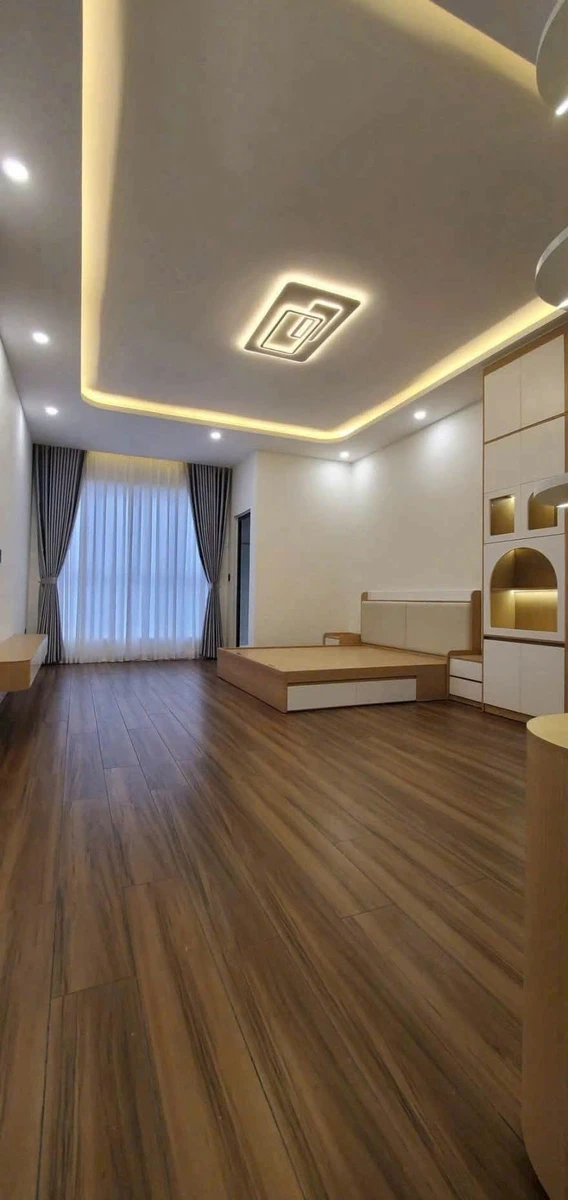 Bán nhà 4 tầng full nội thất, thang máy, 5x20m, trung tâm Phan Thiết giá 8,9 tỷ - Ảnh thu nhỏ 4