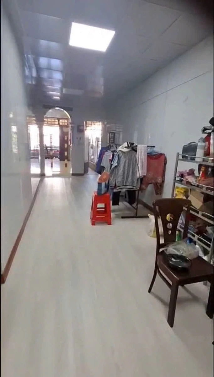 Bán nhà phố Tân Phú 210m² 2 phòng ngủ, 1 tỷ - Ảnh thu nhỏ 5