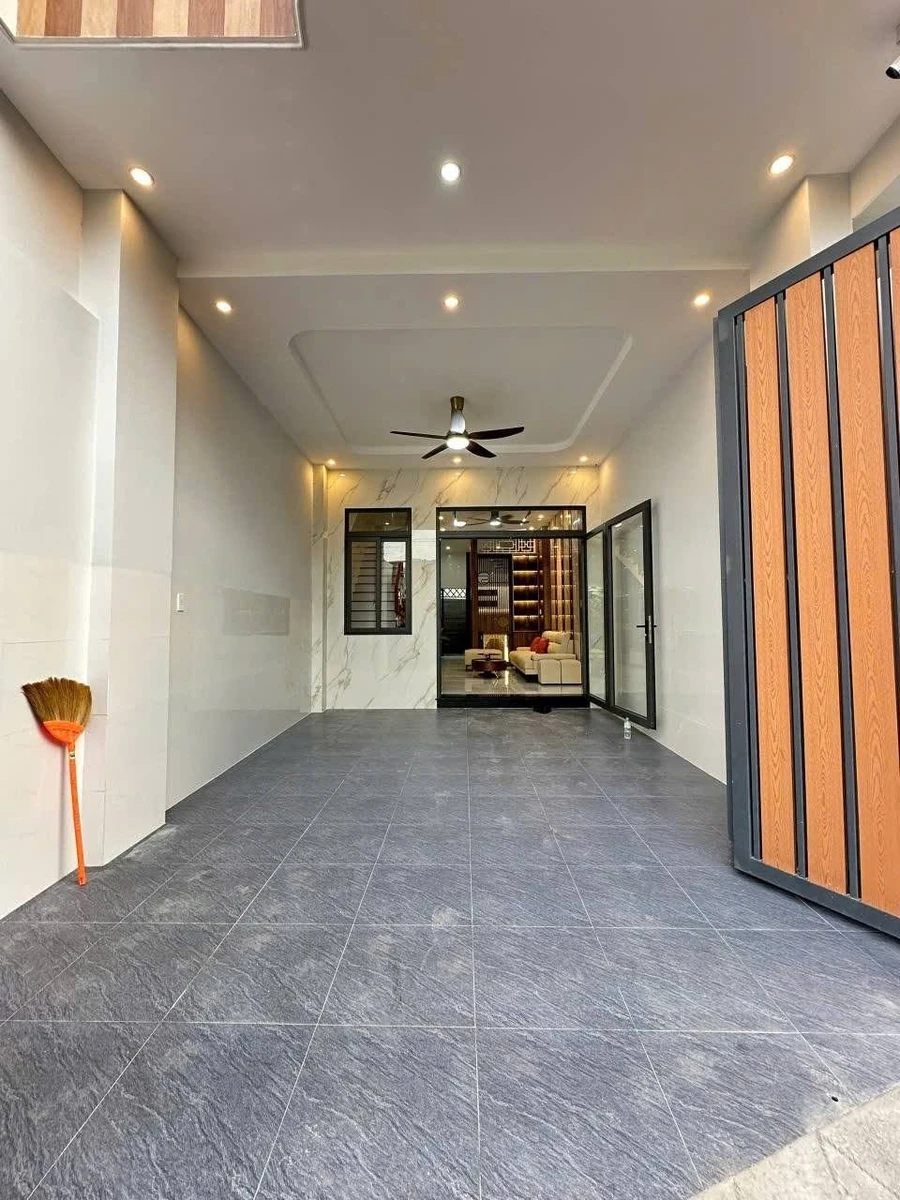 Bán nhà 2 lầu 3PN ở Tân Phong, 76.5m², 4.19 tỷ - Ảnh thu nhỏ 2