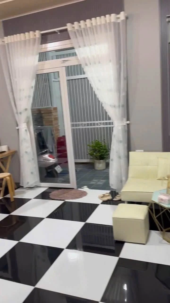Bán nhà Đà Lạt 100m² 2 phòng ngủ 3,6 tỷ - Ảnh 1