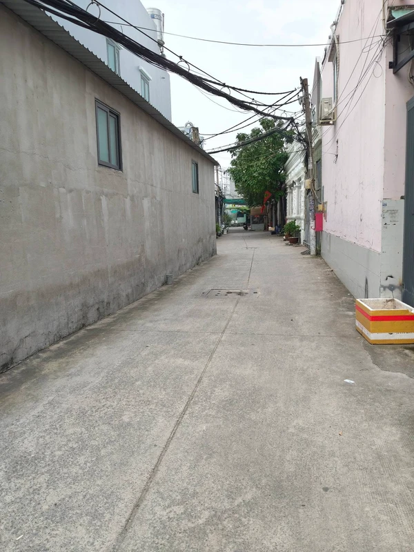 Bán dãy phòng trọ 42 phòng 779m2, đường ĐHT23, Đông Hưng Thuận, Quận 12