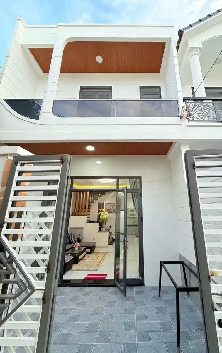 Bán nhà 2 tầng 70.8m2 đường Cô Giang, Vũng Tàu - Ảnh 1