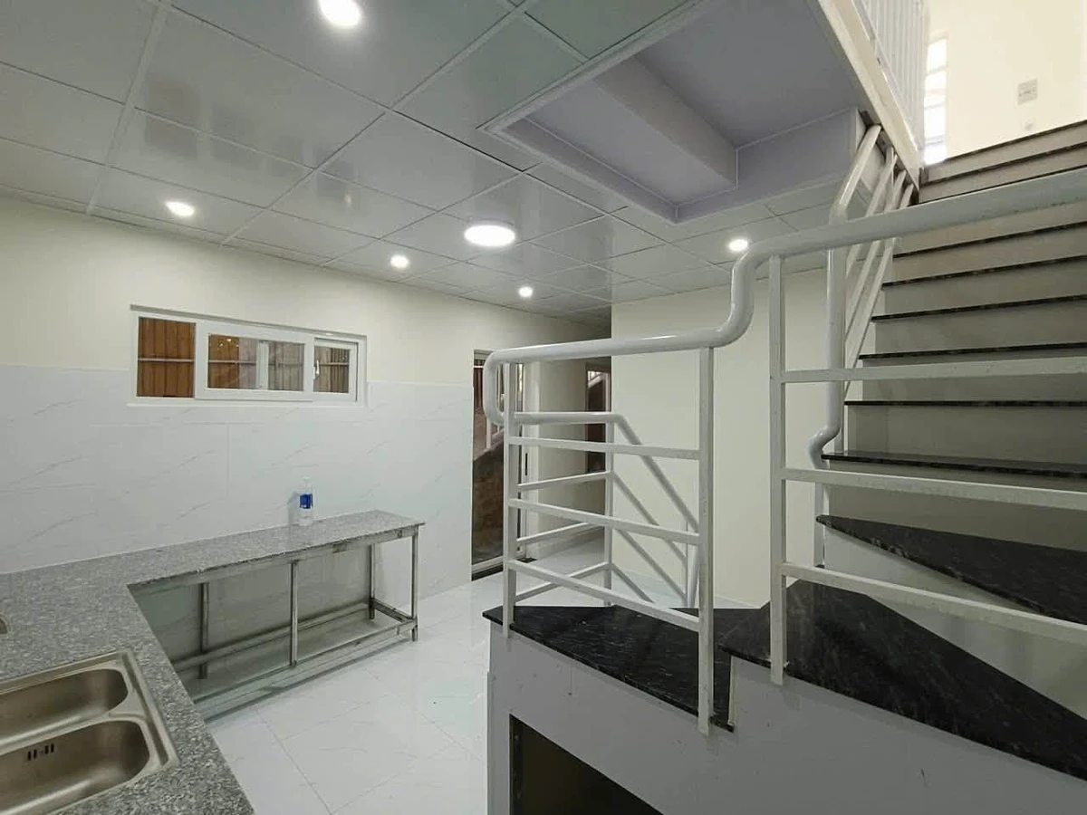 Bán nhà hẻm Tô Vĩnh Diện, Đà Lạt, 120m², 3.5 tỷ - Ảnh thu nhỏ 3