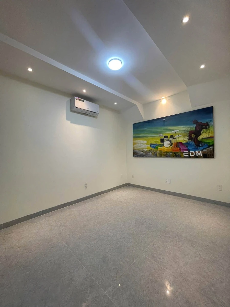 Bán nhà phố 42,6m2 hẻm Củ Chi, Bắc Nha Trang, cách biển Hòn Chồng 300m, giá 3,9 tỷ - Ảnh thu nhỏ 4