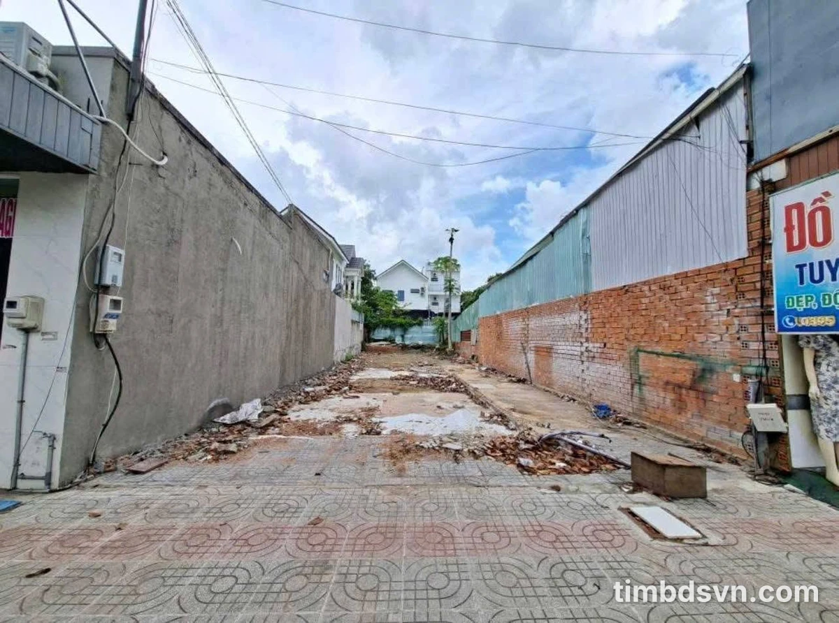 Bán mặt tiền kinh doanh Hùng Vương Bà Rịa 185m2 - Ảnh thu nhỏ 4