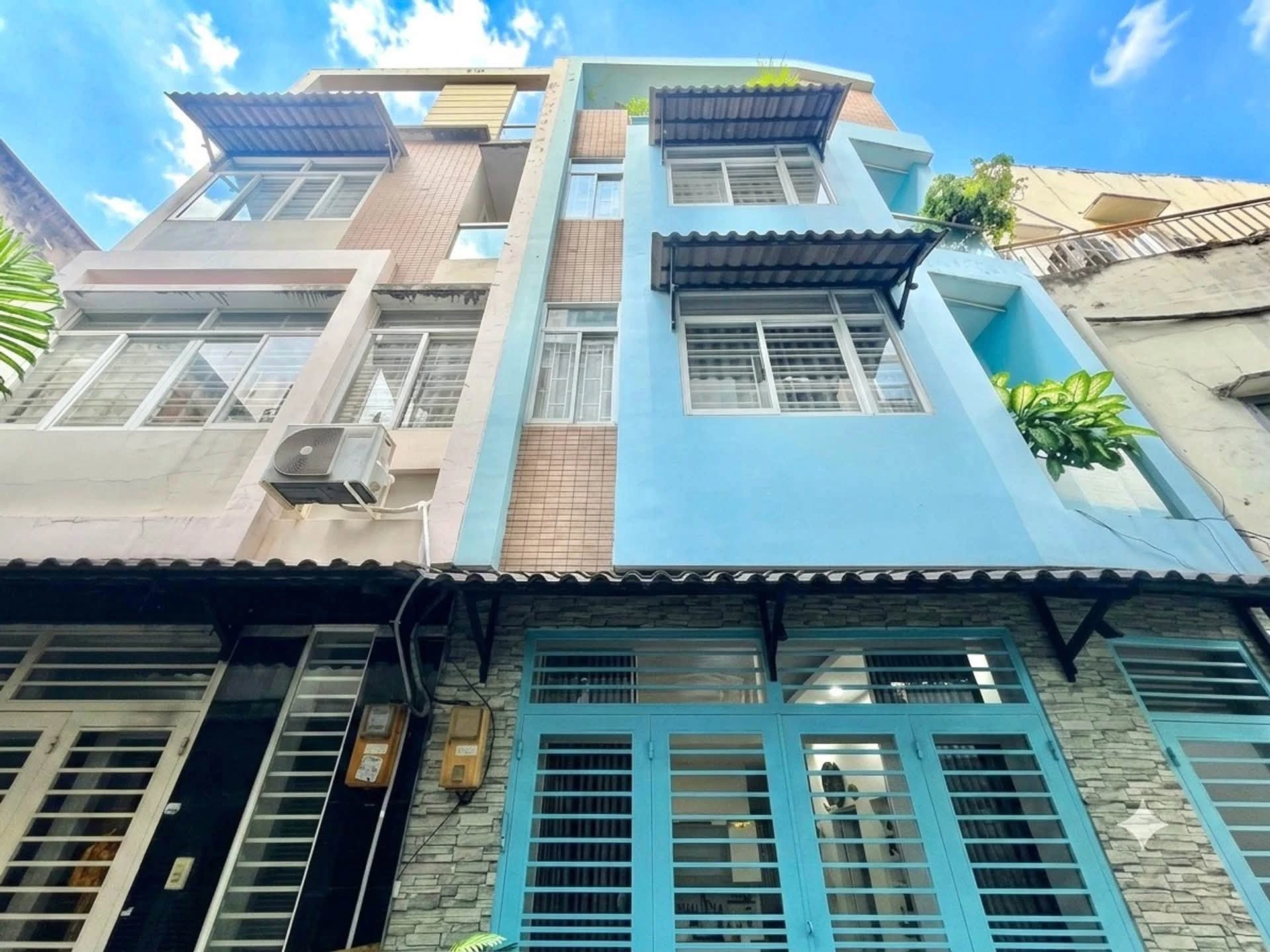 Bán nhà 4 tầng 4.5x8.5m gần mặt tiền Lê Văn Sỹ, Phú Nhuận, giá hơn 7 tỷ - Ảnh 1