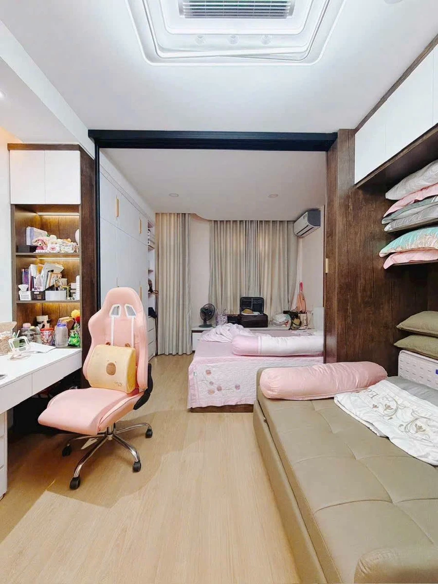 Bán nhà mặt tiền 3 phòng ngủ 99,2m² Quận 4, 7 tỷ 950 - Ảnh thu nhỏ 4