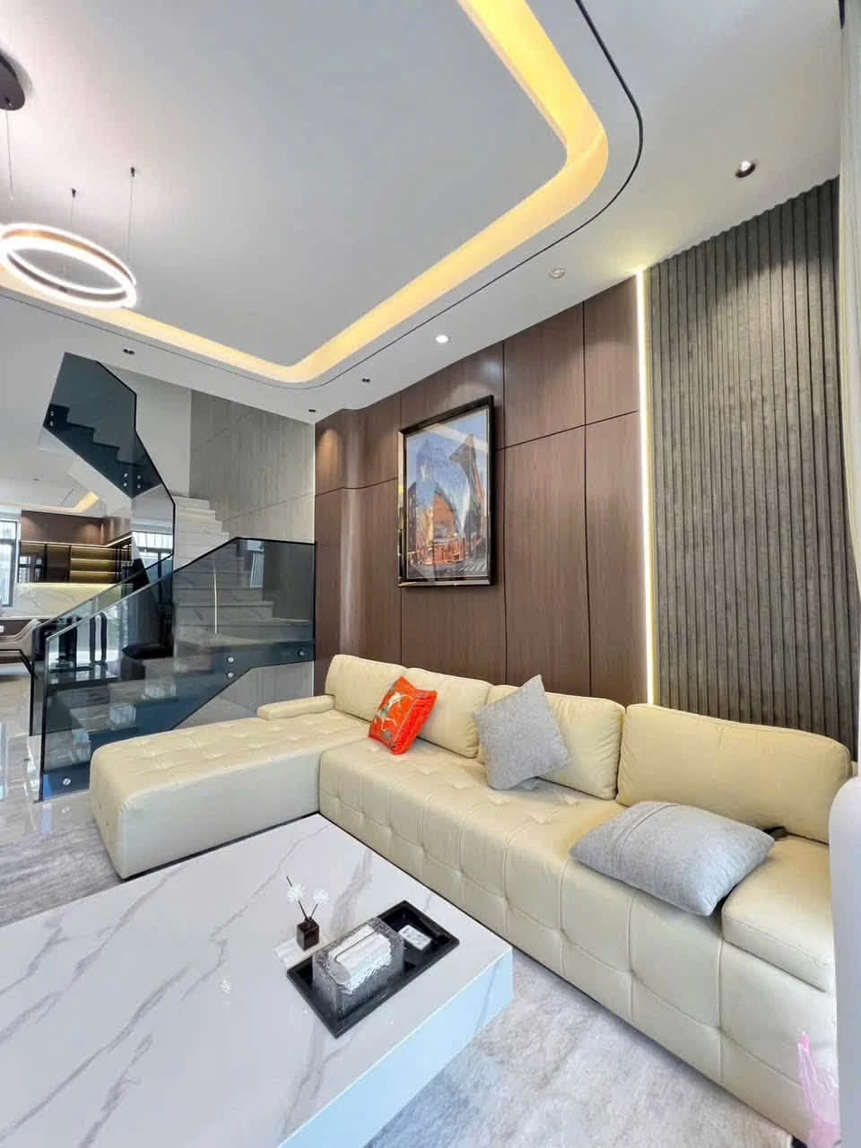 Bán nhà 3 tầng 100m2 Nha Trang 8.6 tỷ - Ảnh 1