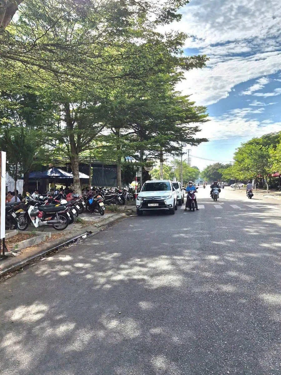 Bán nhà phố Huỳnh Thúc Kháng 82,5m² 3,4 tỷ - Ảnh 1