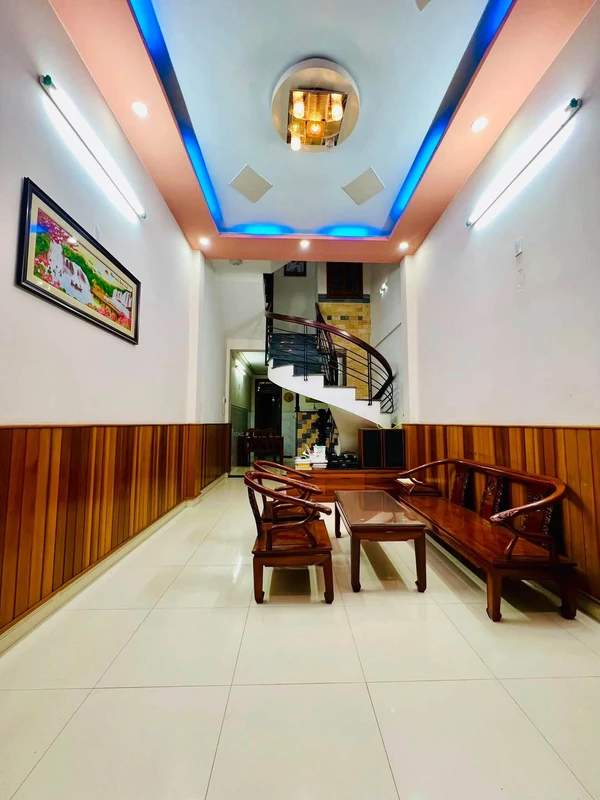 Bán nhà mặt tiền Ghềnh Ráng Quy Nhơn 60m2 4 tỷ