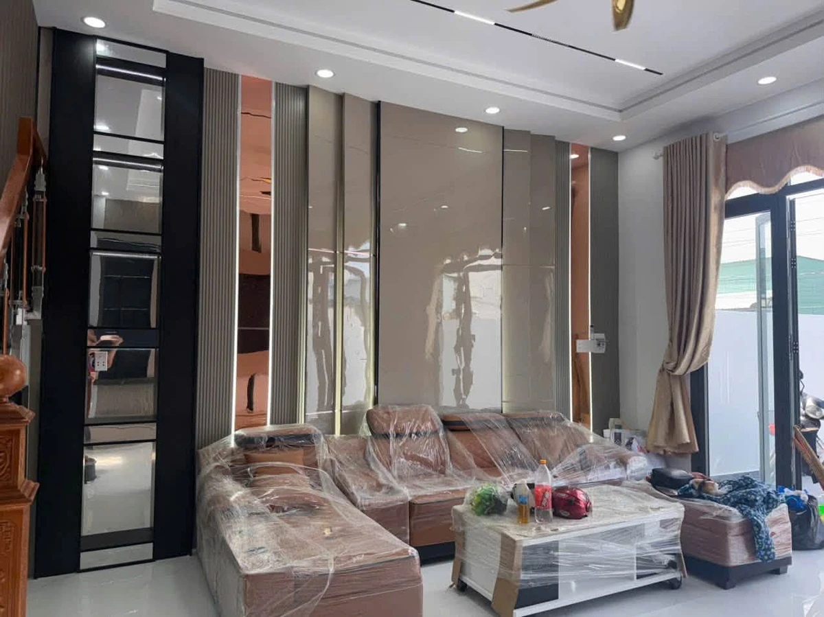 Bán nhà 1 trệt 1 lầu 3PN Cần Giuộc 125m2, giá 3 tỷ - Ảnh thu nhỏ 5