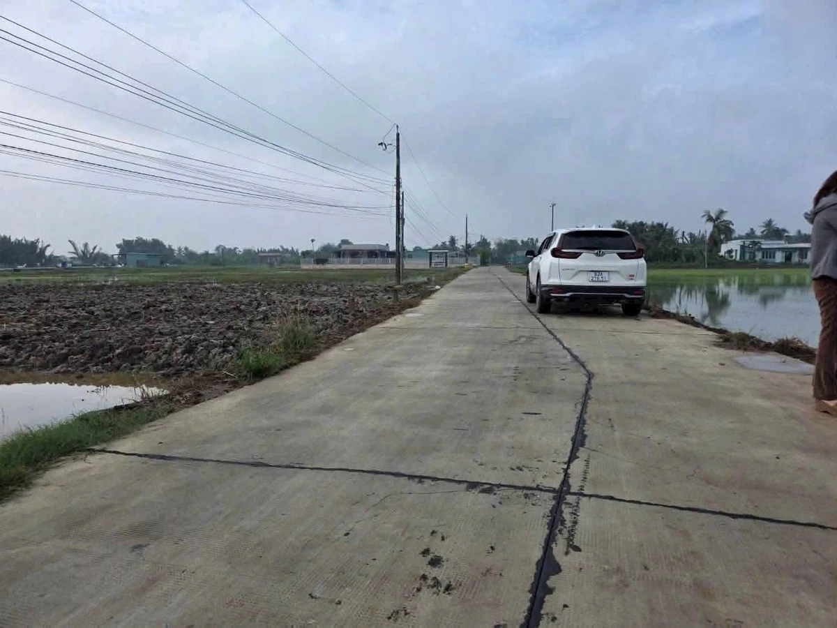 Bán đất Tây Ninh 200m² mặt tiền Nguyễn Văn Vịnh, Tân Trụ - Ảnh 1