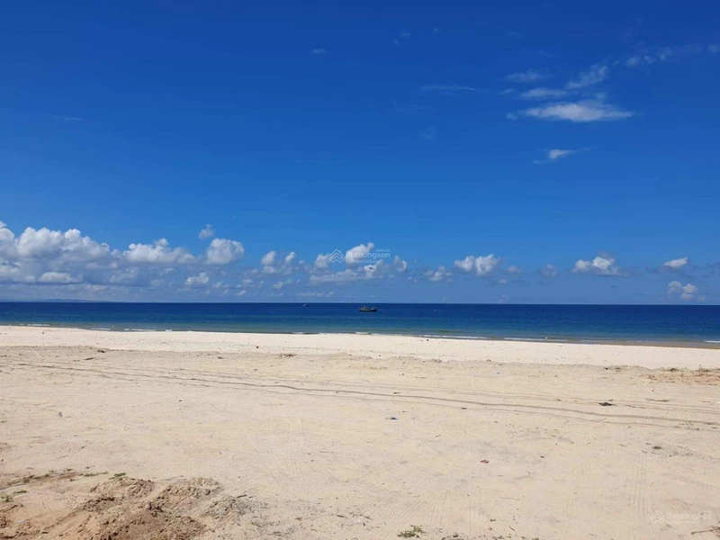 Bán 4214m2 view biển mặt tiền ĐT 719, Kê Gà, giá tốt