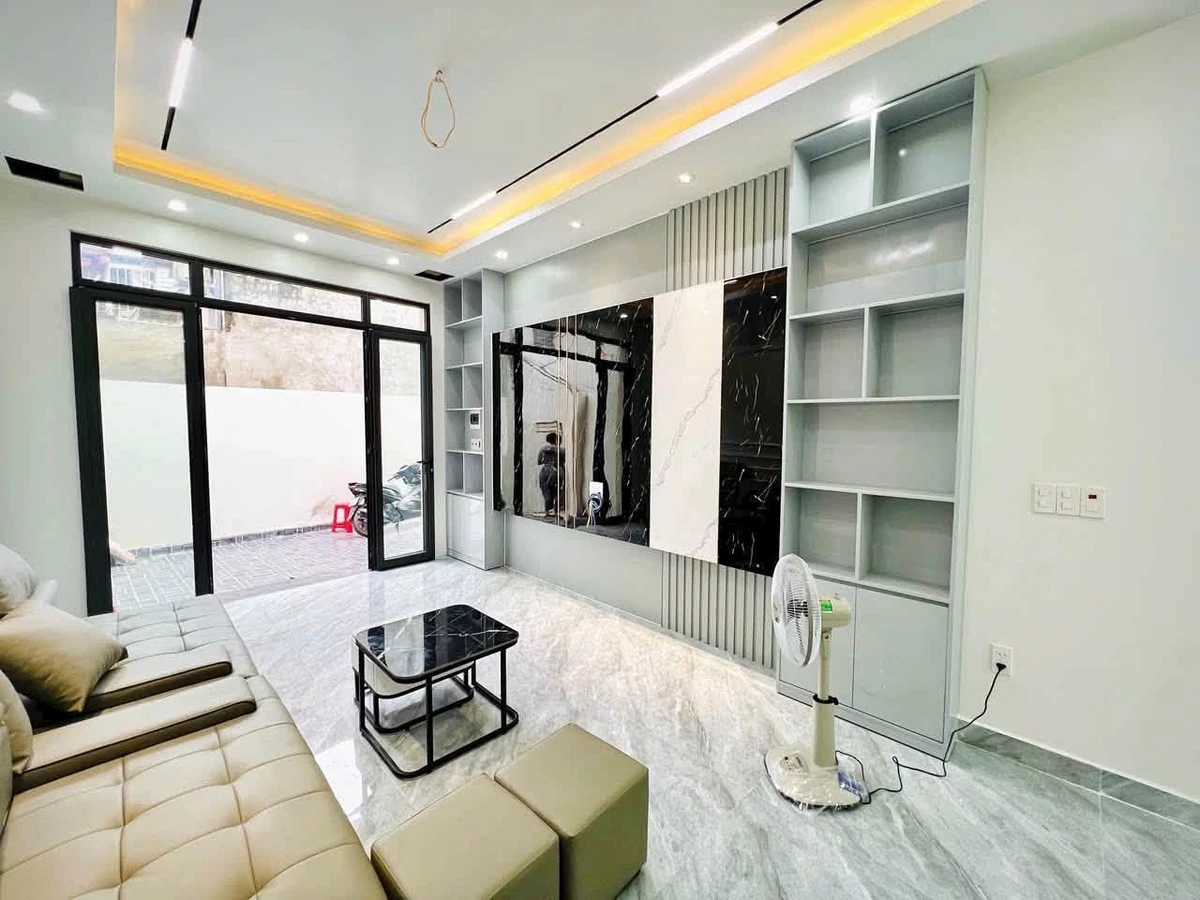 Bán nhà 4 tầng 46m² 4 PN Chợ Cột Đèn 2,95 tỷ - Ảnh thu nhỏ 3