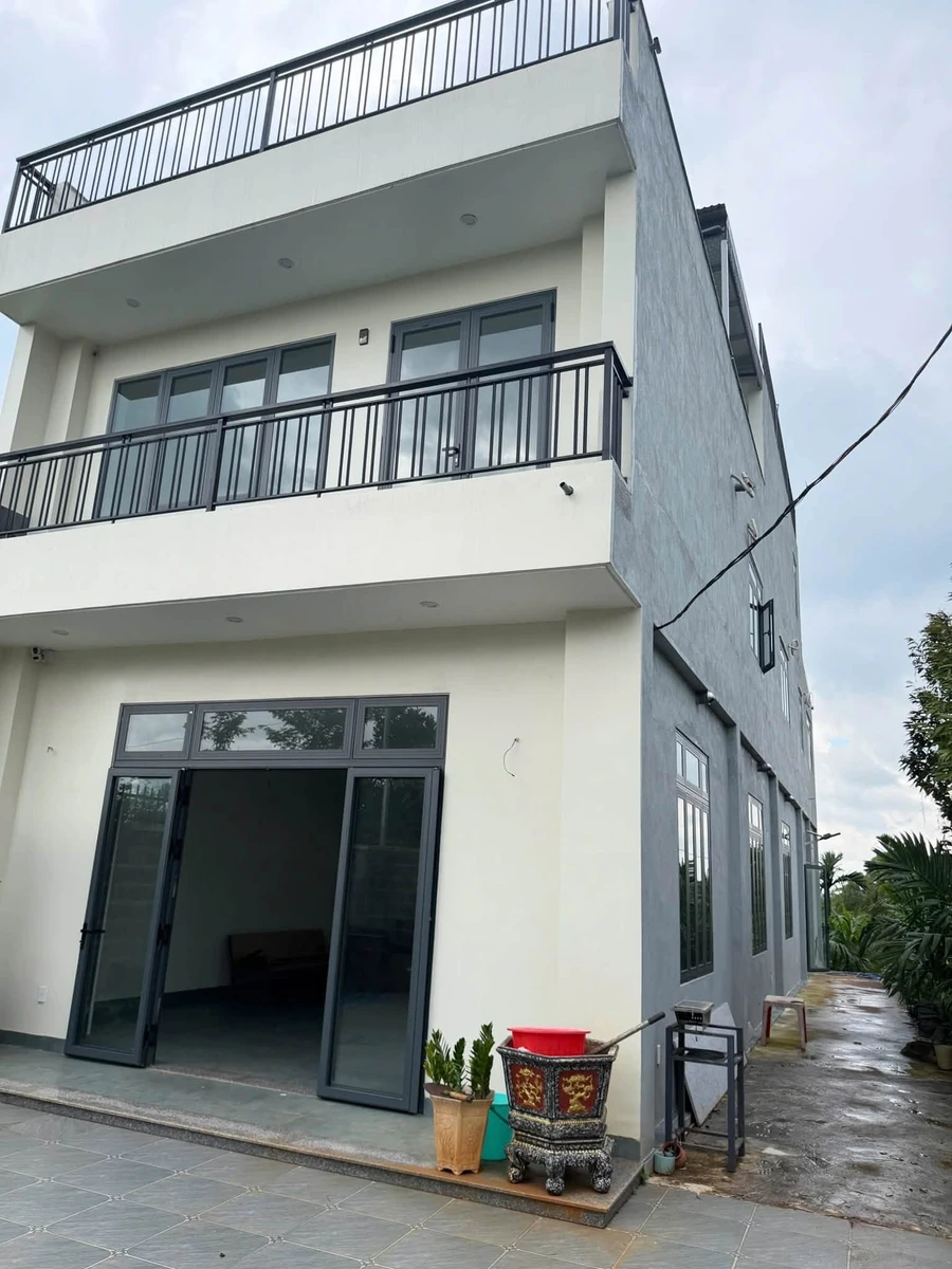 Bán nhà 4 phòng ngủ 370m² Eakao, Đắk Nông - 2,99 tỷ - Ảnh 1