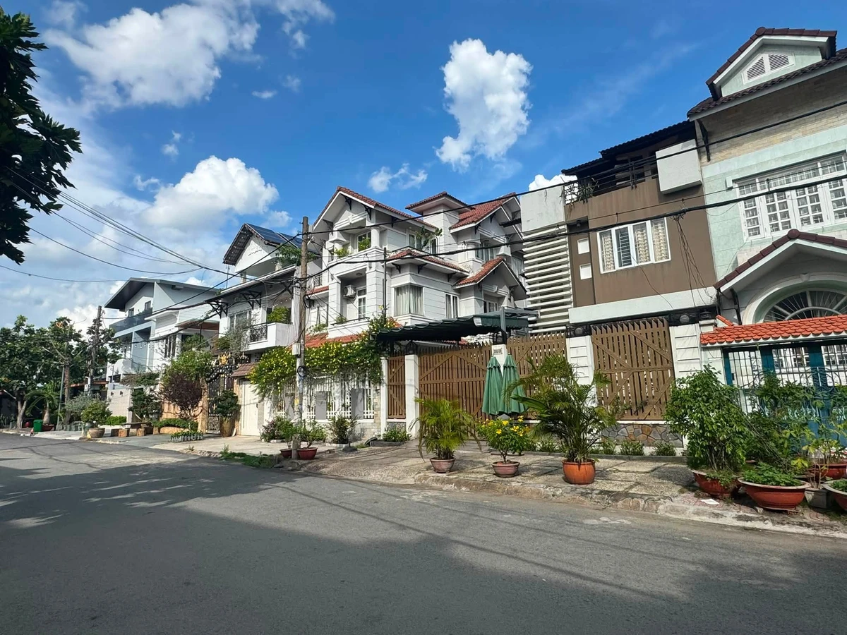Bán biệt thự 650m2 view sông Sài Gòn Bình Lợi Bình Thạnh 65 tỷ - Ảnh thu nhỏ 2