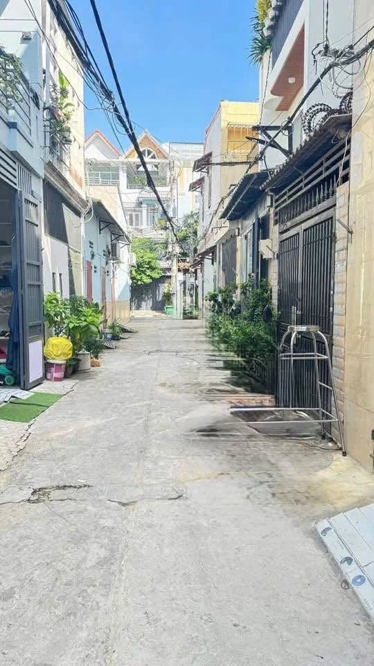 Bán nhà 4 tầng 4PN 45.5m² Bùi Quang Là P.12 Bình Tân 4.75 tỷ - Ảnh thu nhỏ 3