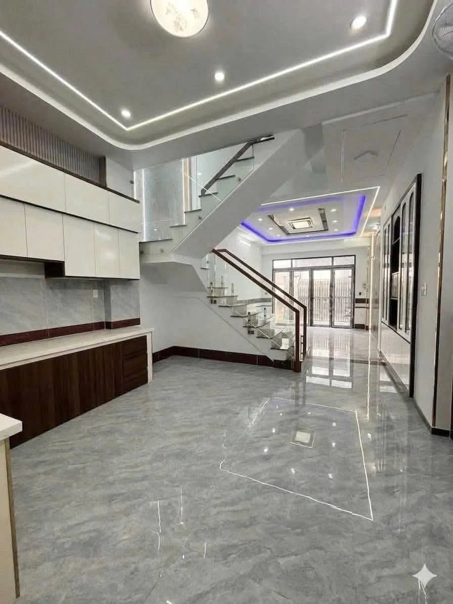 Bán nhà 4 tầng 52m² 4PN gần chợ Lã Xuân Oai hơn 5 tỷ - Ảnh thu nhỏ 3