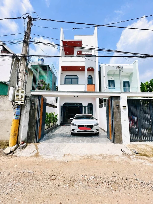 Bán nhà 1 trệt 2 lầu 5.3x16m, 3PN, giá 3,89 tỷ tại Phú Mỹ, Thủ Dầu Một, Bình Dương