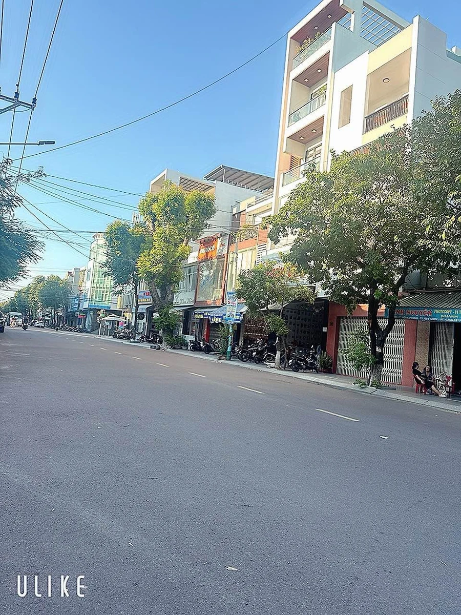 Bán nhà mặt tiền Lê Hồng Phong Quy Nhơn 98m2 11 tỷ - Ảnh 1