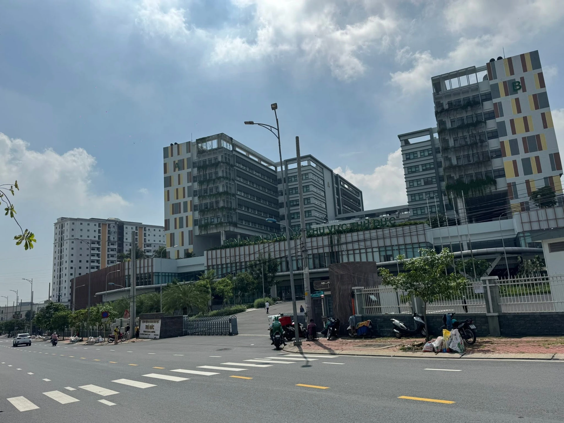 Bán đất 470m² giá 78 tr/m² sát BV Đa Khoa Lê Văn Chí - Ảnh 1
