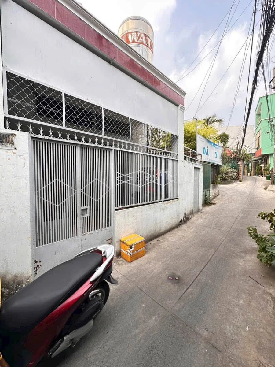 Bán nhà 2 tầng hẻm xe hơi 52m2 Linh Tây, Thủ Đức, giá 3,85 tỷ - Ảnh 1