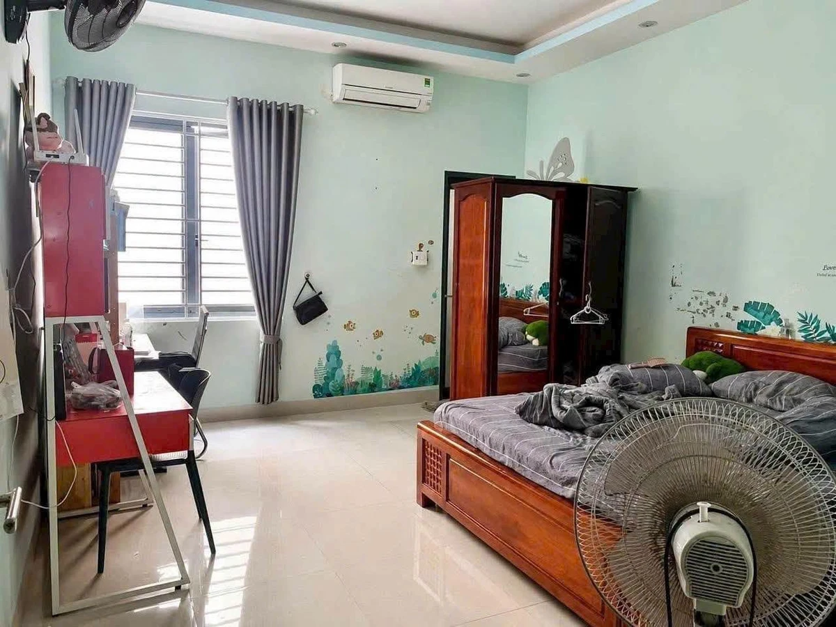 Bán nhà 1 trệt 3 lầu mặt tiền Hồ Biểu Chánh 97m2, 11 tỷ - Ảnh thu nhỏ 2