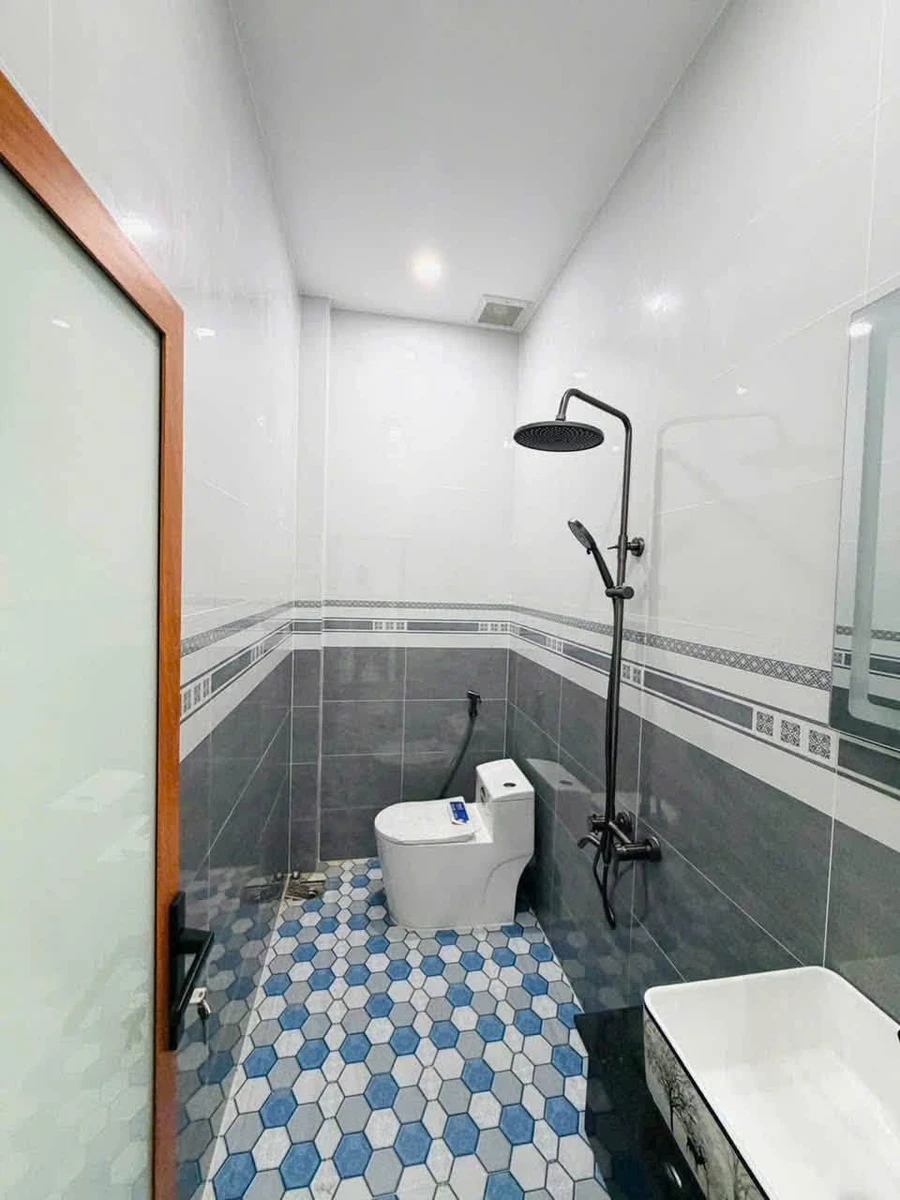 Bán nhà lầu mặt tiền Huyền Trân Công Chúa, 112,8m², 4PN, full nội thất, Rạch Giá - Ảnh thu nhỏ 5
