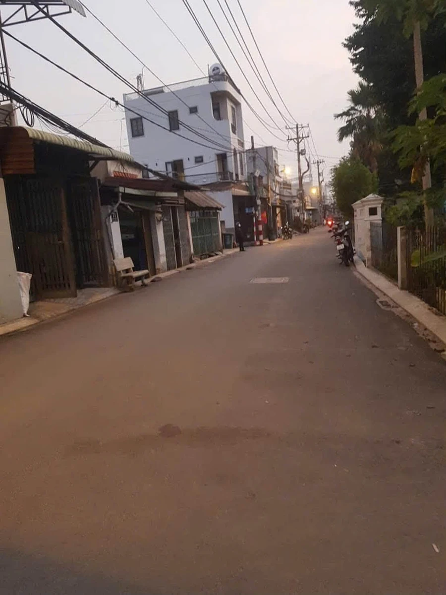 Bán nhà hẻm Tân Thới Hiệp 21, 4.1x15m, 3PN, giá 5,1 tỷ, Quận 12 - Ảnh 1