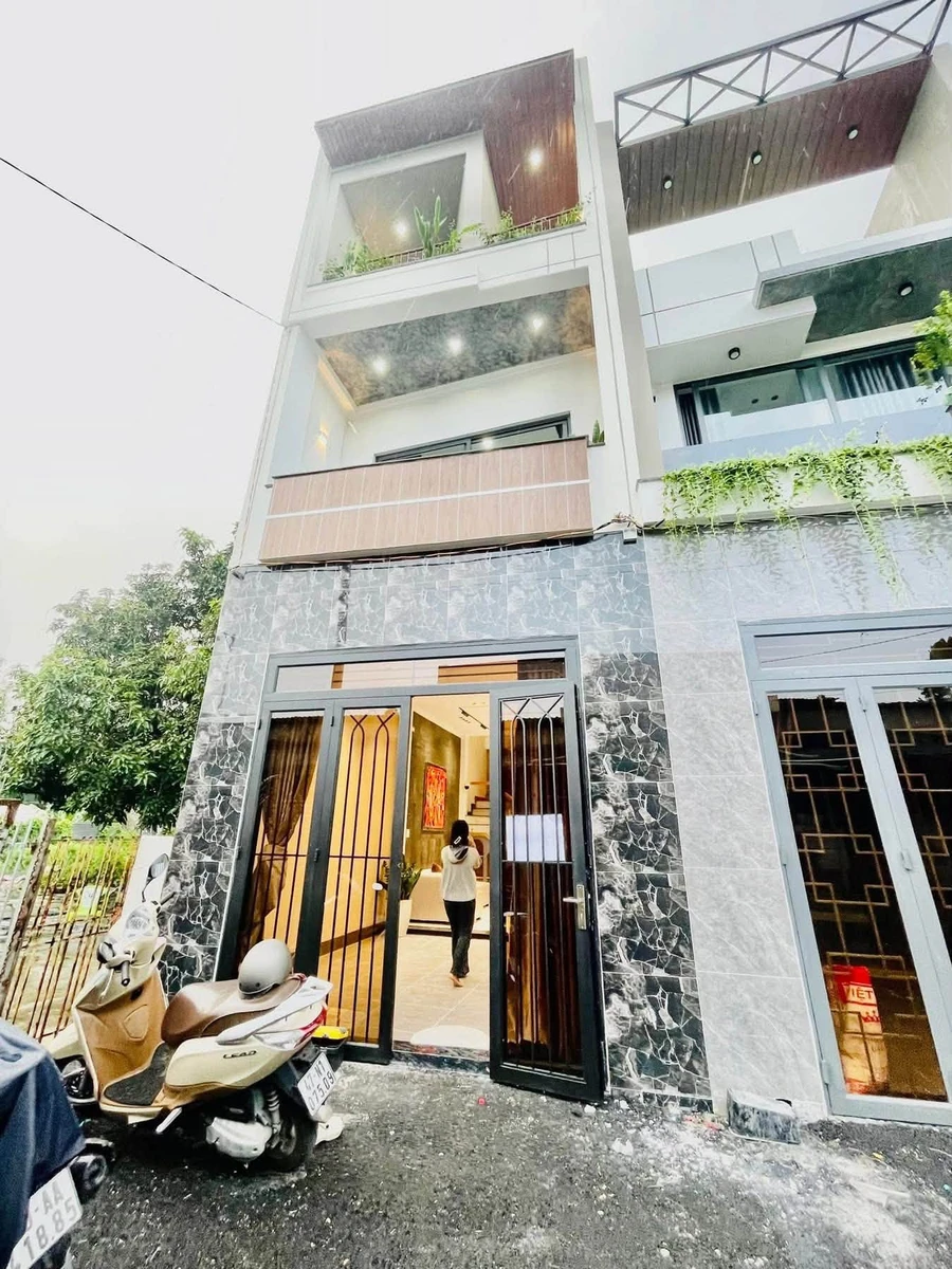Bán nhà 1 trệt 2 lầu 3PN, DTSD 160m², đối diện chợ Tân Phong, Biên Hòa - Ảnh thu nhỏ 2
