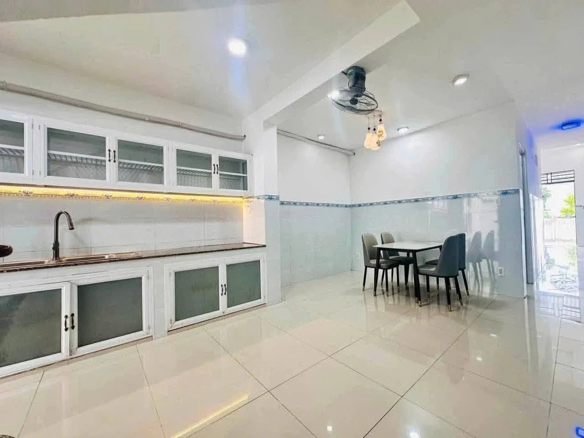 Bán nhà 118m2 hẻm nhựa xe tải đường Nguyễn Thị Minh Khai, Phú Hòa, Thủ Dầu Một - Ảnh thu nhỏ 4