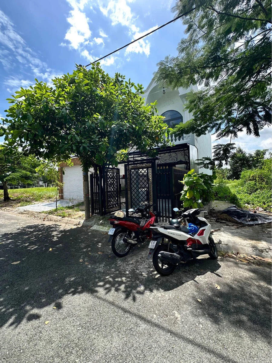 Bán nhà 1 trệt 1 lầu 4x20m, 3 phòng ngủ, KDC Lợi Bình Nhơn, Tân An, Long An - Ảnh thu nhỏ 2