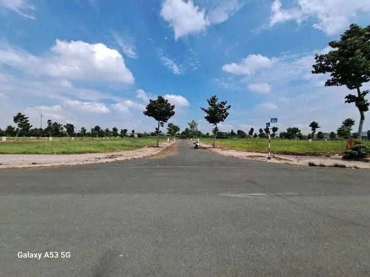 Bán lô đất biệt thự 200m2 đường số 18 KDC Tây Nam, Thủ Thừa, giá 2 tỷ - Ảnh thu nhỏ 2