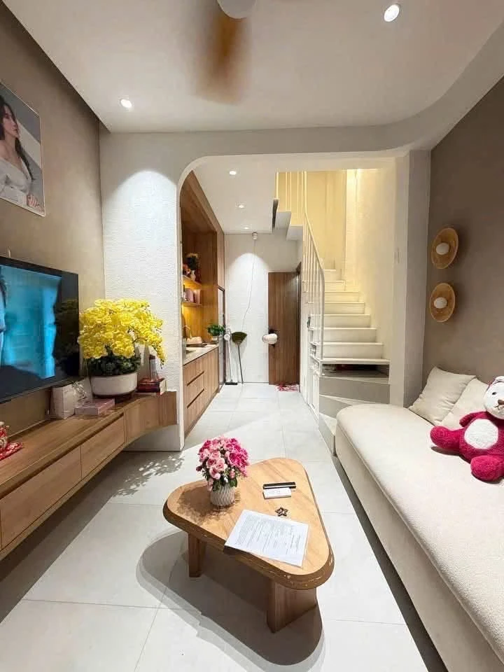 Bán nhà 1 trệt 2 lầu 3PN đường Xô Viết Nghệ Tĩnh, Bình Thạnh giá 3,95 tỷ - Ảnh 1