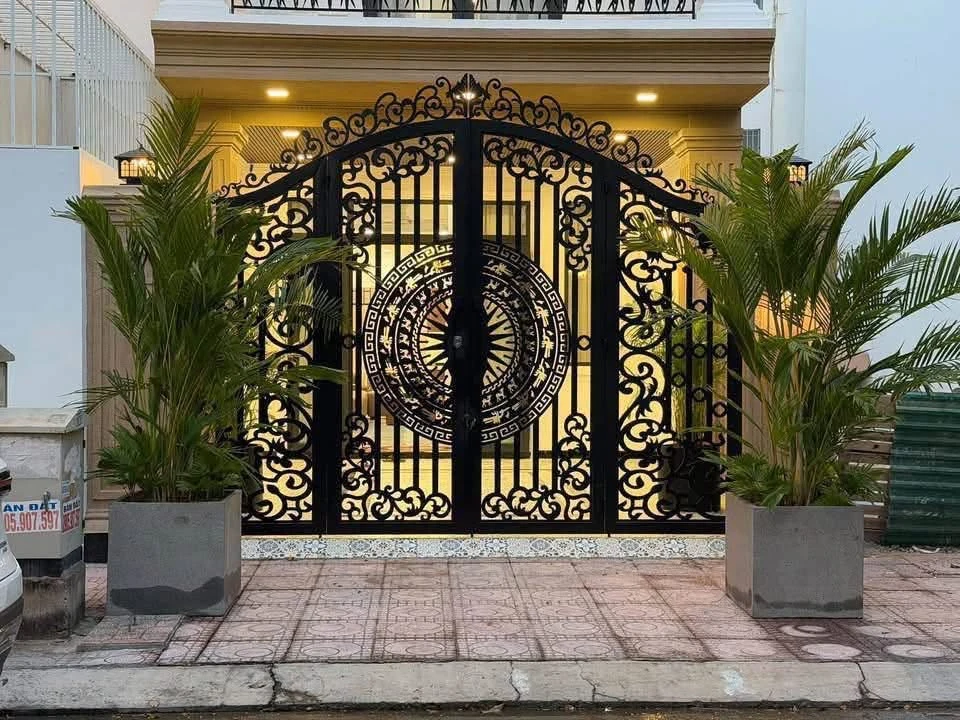 Bán nhà tân cổ điển 100m² 4 phòng ngủ Nha Trang - Ảnh thu nhỏ 2